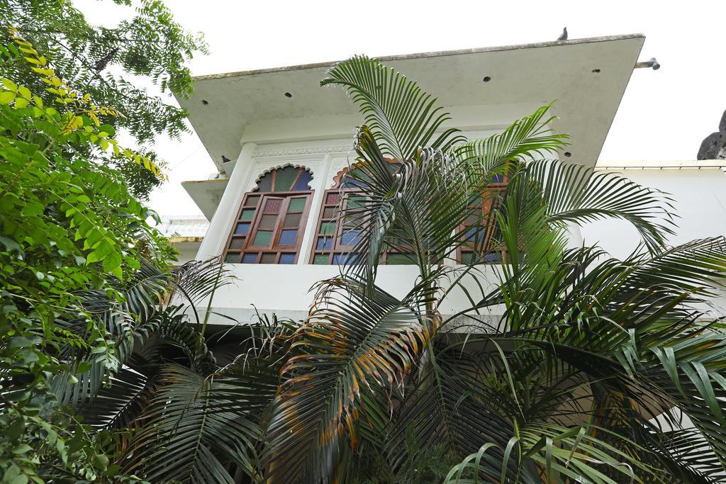 Oyo Home Heritage Near City Palace Udaipur Exteriör bild