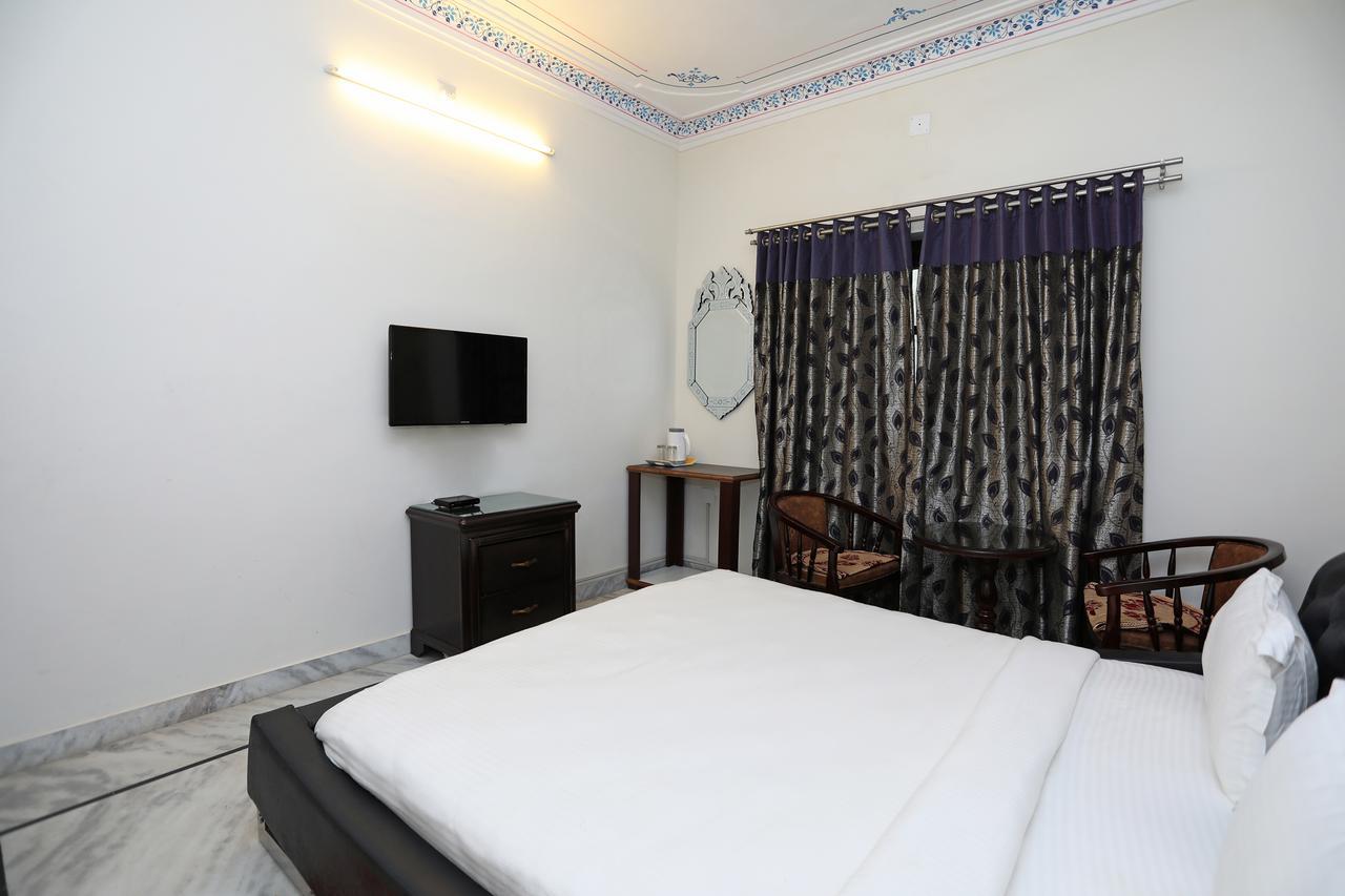 Oyo Home Heritage Near City Palace Udaipur Exteriör bild