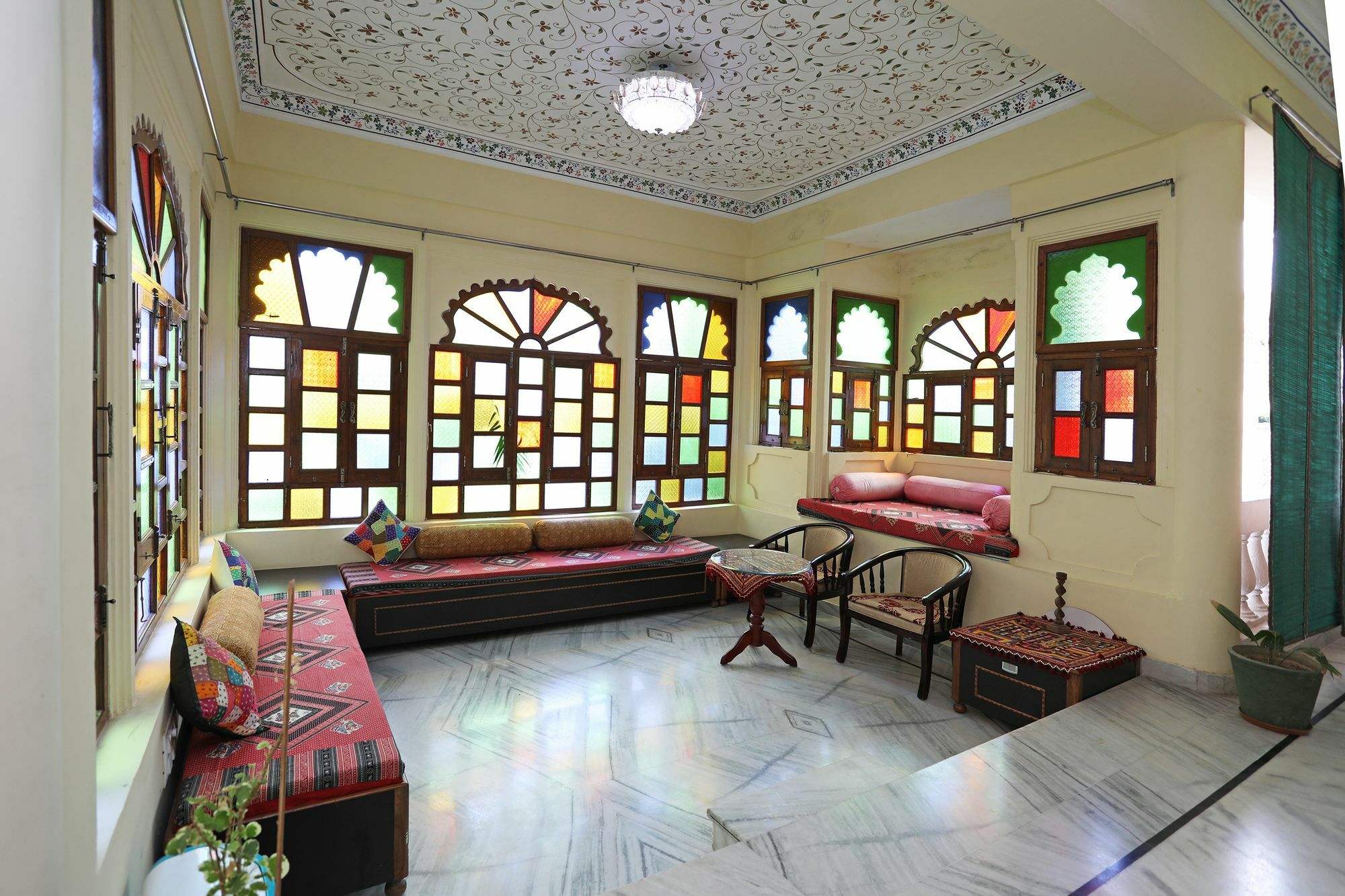 Oyo Home Heritage Near City Palace Udaipur Exteriör bild